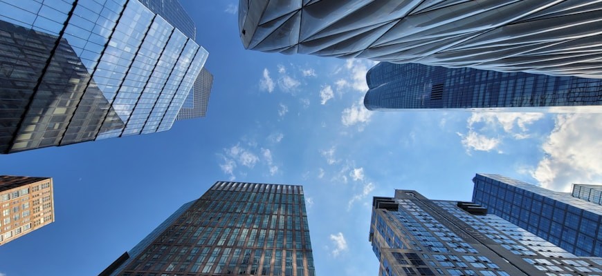 Navigating the Landscape of Digital Asset Trading in Real Estate