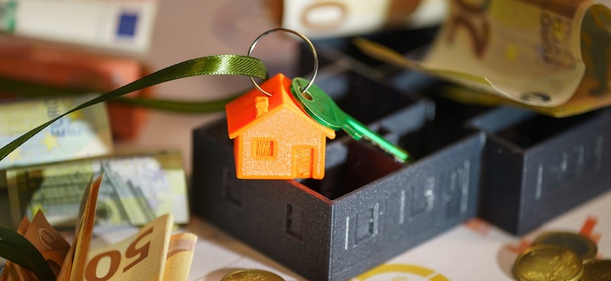Evaluating Property Worth in the Era of Digital Assets and Tokenization