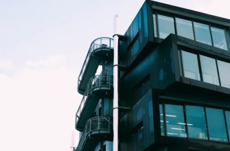 RWA in Real Estate: How Physical Assets Interact with Blockchain Technology