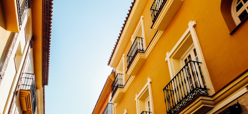 Real Estate Investment Strategies: Maximizing Returns with Minimal Risk